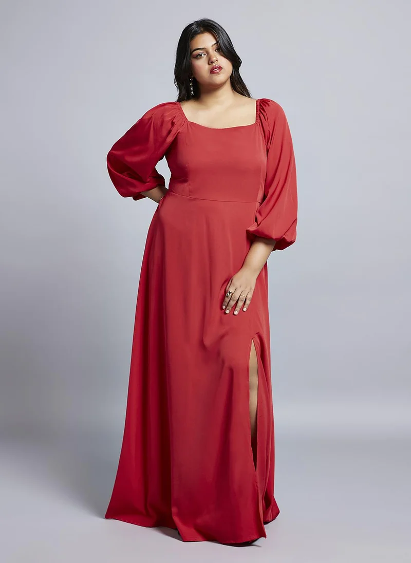 جلو باص فستان جلوبلس نسائي مقاس كبير بياقة مربعة وأكمام أسقف وفتحة جانبية